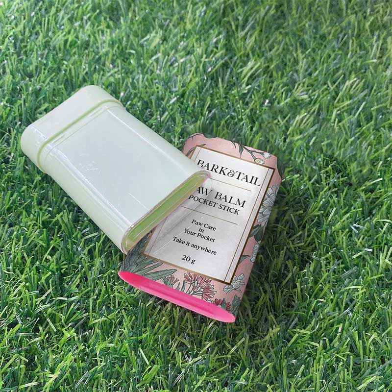 Захисний та зволожуючий бальзам для лап з ароматом зеленого яблука Bark&Tail - Paw Balm, 20 г