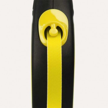 Черная рулетка M с ленточным поводком 5м - Black Flexi Neon