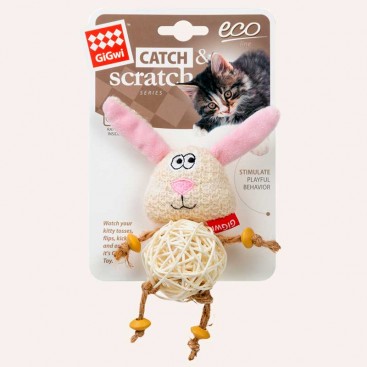 Эко игрушка для кошек зайчик с плетеным мячиком и колокольчиком GiGwi - Catch and scratch, 10 см