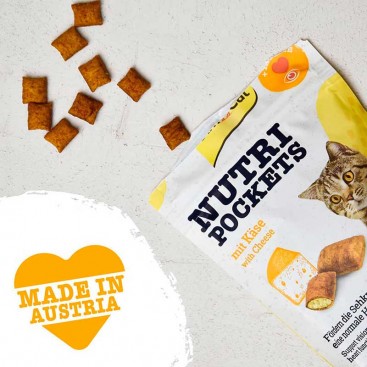 Витаминное лакомство для кошек с сыром и таурином GimCat - Nutri Pockets Cheese, 60 г