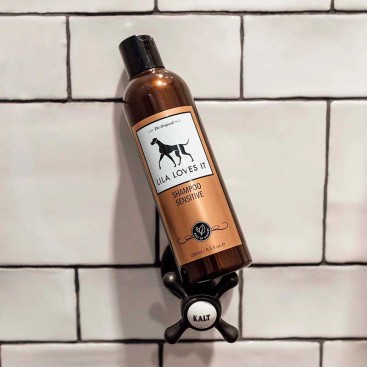 Шампунь для собак та цуценят з чутливою шкірою Lila Loves it - Sensitive Shampoo, 100 мл