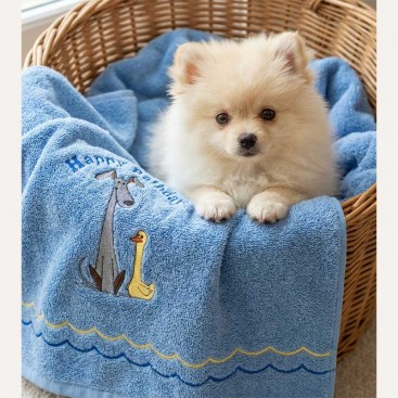 Рушник для собак з вишивкою Montmorency - Happy Bathday (60x100 см)