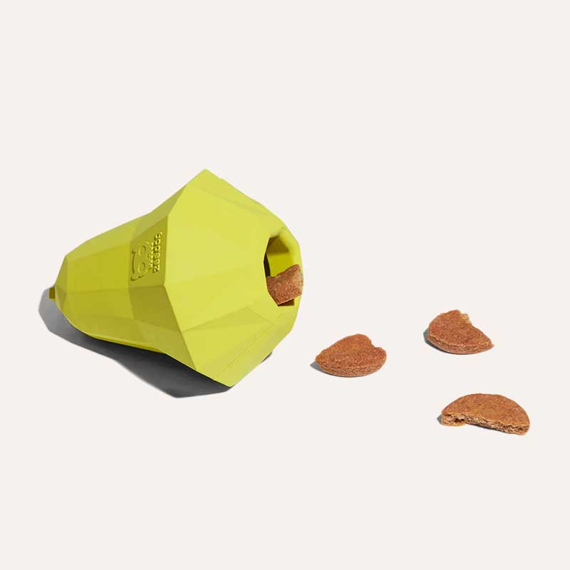 Надміцна іграшка з отвором для ласощів Zee.Dog - Super Pear