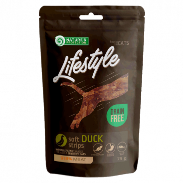 Ласощі для котів з качкою Nature`s Protection - Lifestyle Soft Duck Strips 75 г