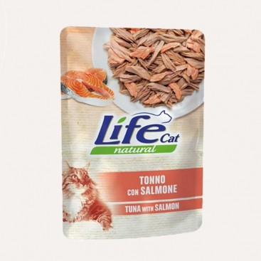 Пауч для котів с тунцем, лососем і морквою LifeCat Pouch 70 г